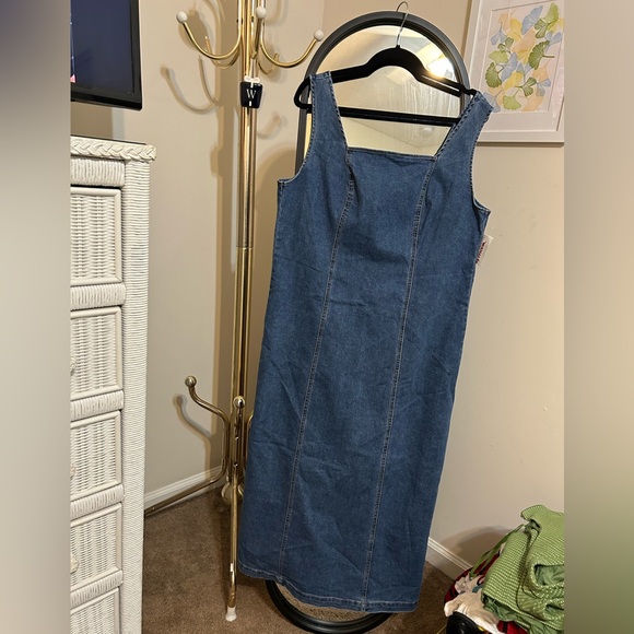 Denim Midi Dress - Picture 3 of 4